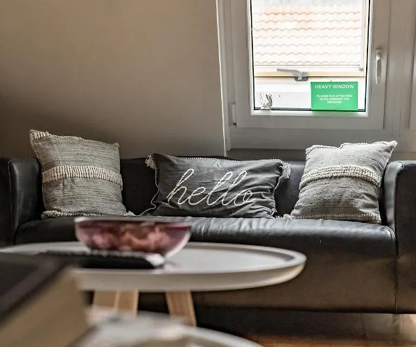 At Gozsdu Court, 60 Sqm, 2 With 2 Ac, Elevators, Kitchen Appartement